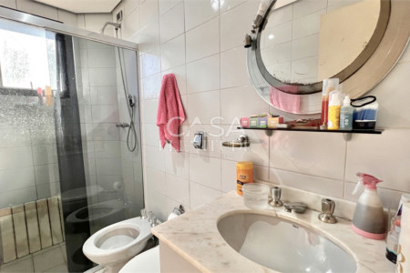 Apartamento à venda com 4 quartos, sendo 1 suíte,  em Vila Mariana, São Paulo, SP