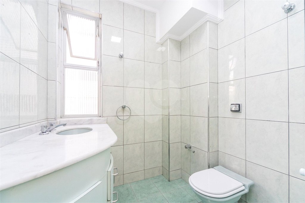 Apartamento à venda com 3 quartos, sendo 1 suíte, em Itaim Bibi, São Paulo, SP