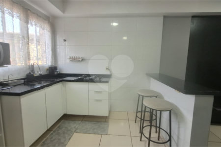 Apartamento à venda com 1 quarto em Aparecidinha, Sorocaba, SP