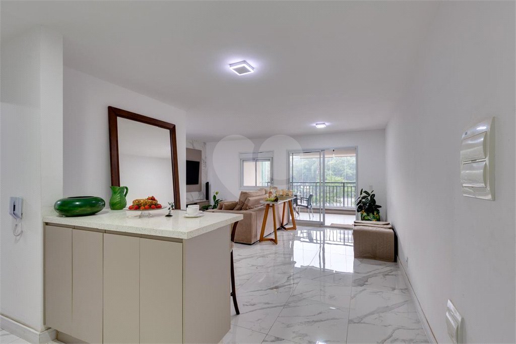 Apartamento à venda com 2 suítes em Santo Amaro, São Paulo, SP