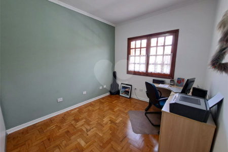 Sobrado à venda com 3 quartos, sendo 1 suíte, em Vila Gomes Cardim, São Paulo, SP