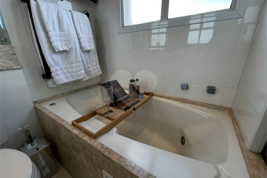 Apartamento à venda com 2 quartos, sendo 1 suíte, em Santana, São Paulo, SP
