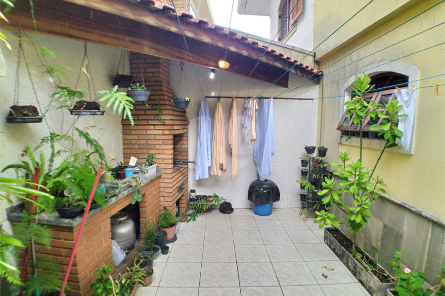 Sobrado à venda com 4 quartos, sendo 3 suítes, em Parada Inglesa, São Paulo, SP