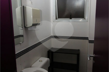Sala à venda em Moema, São Paulo, SP