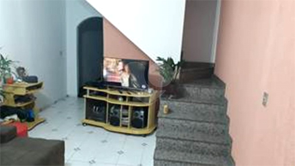 Sobrado à venda com 2 suítes em Tremembé, São Paulo, SP