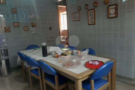 Sobrado à venda com 5 quartos em Santana, São Paulo, SP