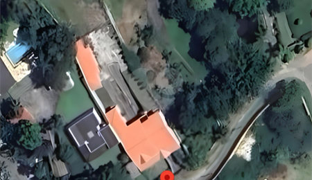 Casa à venda com 3 suítes no condomínio Lagoinha, Jacareí - SP