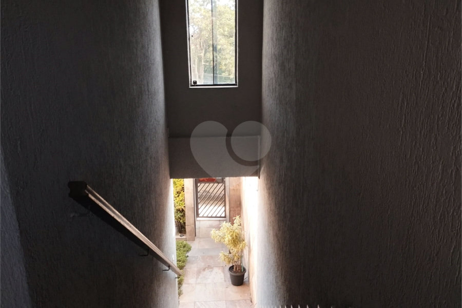 Sobrado à venda com 3 suítes em Vila Constança, São Paulo, SP