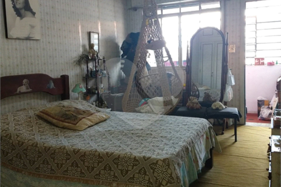 Sobrado à venda com 4 quartos em Sumaré, São Paulo, SP