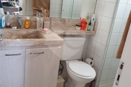Apartamento à venda com 3 quartos, sendo 1 suíte,  em Mooca, São Paulo, SP