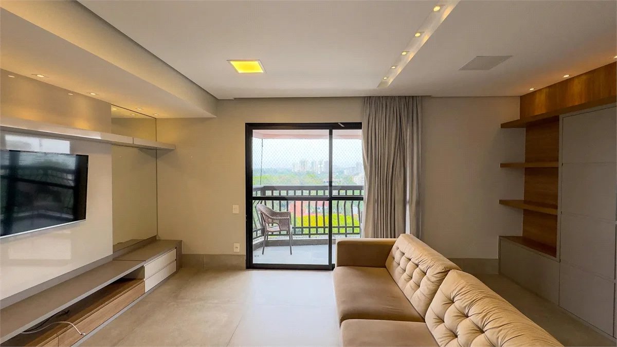 Apartamento à venda com 3 quartos, sendo 1 suíte, em Chácara Santo Antônio, São Paulo, SP