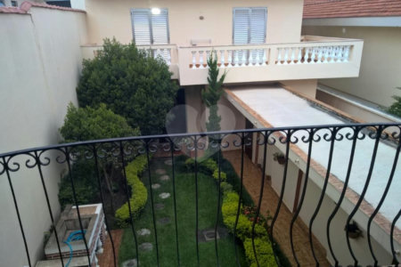 Sobrado à venda com 4 quartos, sendo 2 suítes, em Saúde, São Paulo, SP