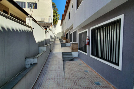 Casa à venda com 3 quartos, sendo 1 suíte, no condomínio Res Azaléias, São Paulo - SP