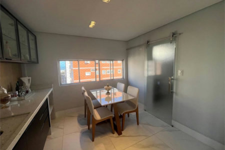 Apartamento Residencial à venda, Gonzaga, Santos - AP0199.