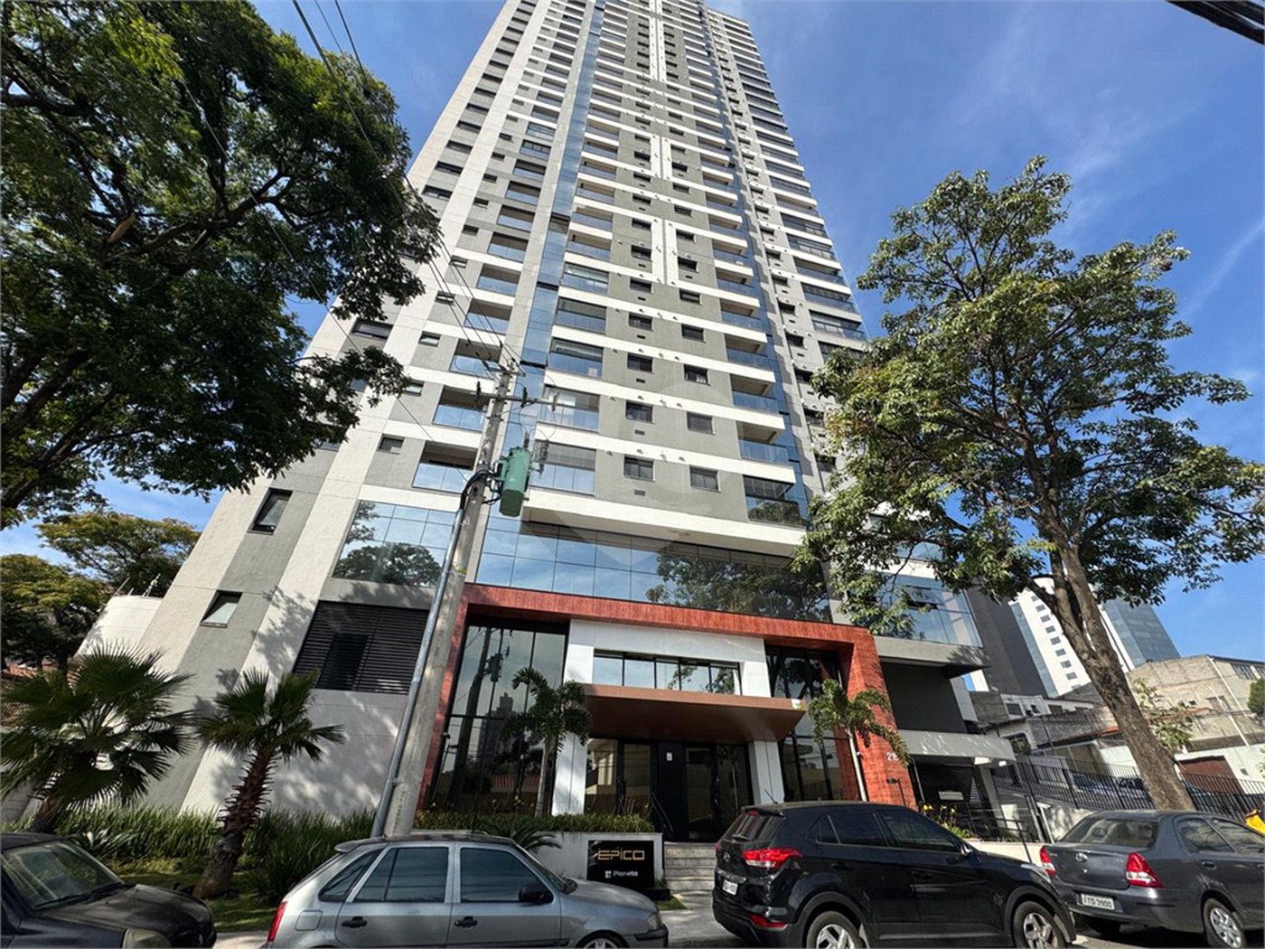 Apartamento à venda ou para alugar com 2 suítes em Jardim Faculdade, Sorocaba, SP