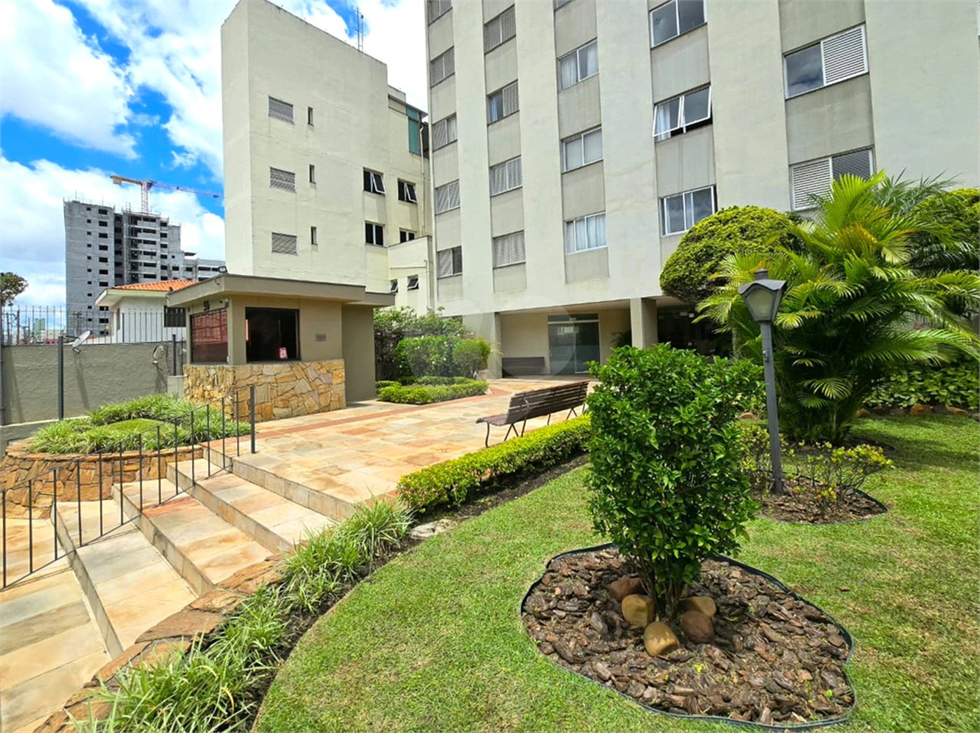 Apartamento à venda com 2 quartos, sendo 1 suíte, em Saúde, São Paulo, SP