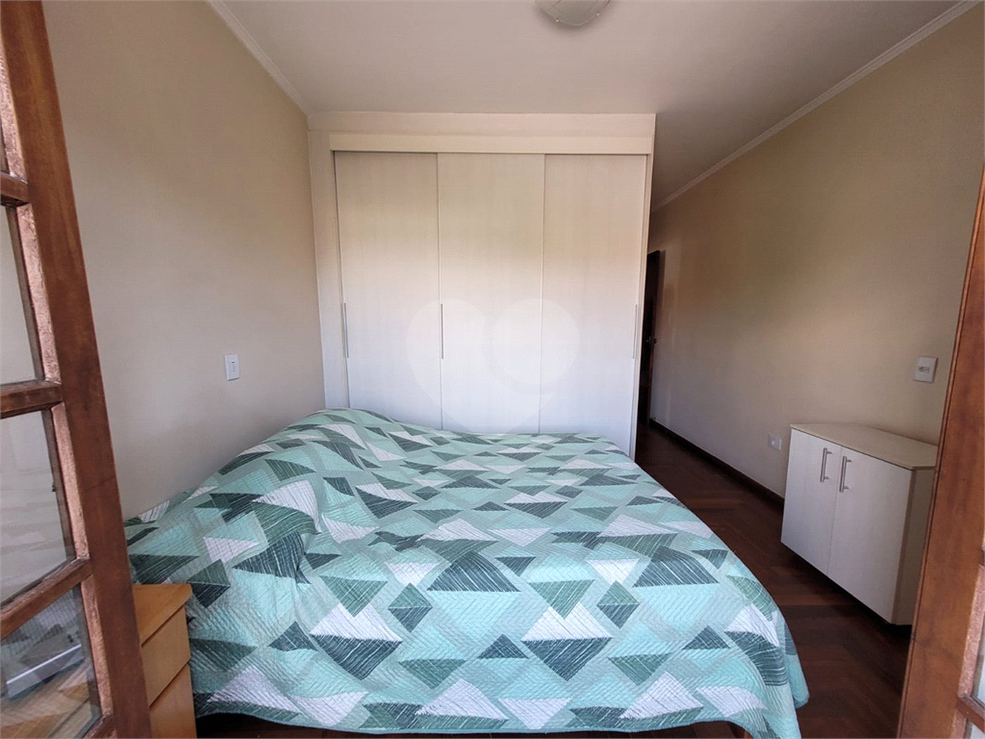 Sobrado à venda com 3 quartos, sendo 1 suíte, em Jardim Líbano, São Paulo, SP