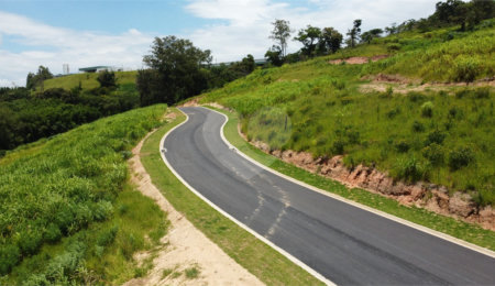 Terreno à venda no condomínio Jardim Steck, Louveira - SP