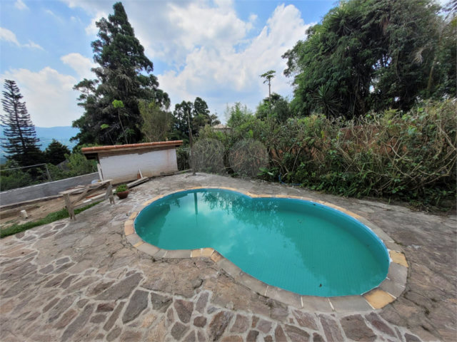 Casa à venda com 3 suítes em Serra da Cantareira, Mairiporã, SP