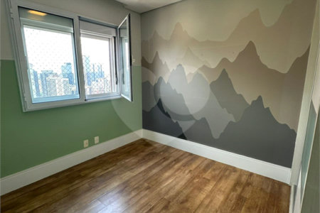 Apartamento à venda com 3 quartos, sendo 1 suíte, em Brooklin Paulista, São Paulo, SP