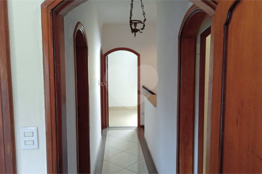 Sobrado à venda com 4 quartos, sendo 1 suíte, em Vila Rosália, Guarulhos, SP