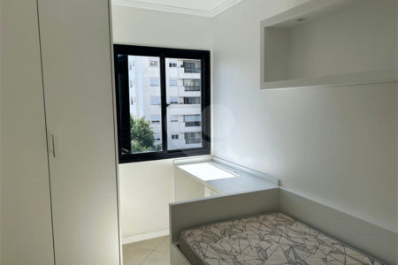 Apartamento para alugar com 3 quartos, sendo 1 suíte,  em Pinheiros, São Paulo, SP
