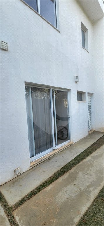 Casa à venda com 5 quartos, sendo 3 suítes, no condomínio Residencial Saint German, Araçoiaba da Serra - SP