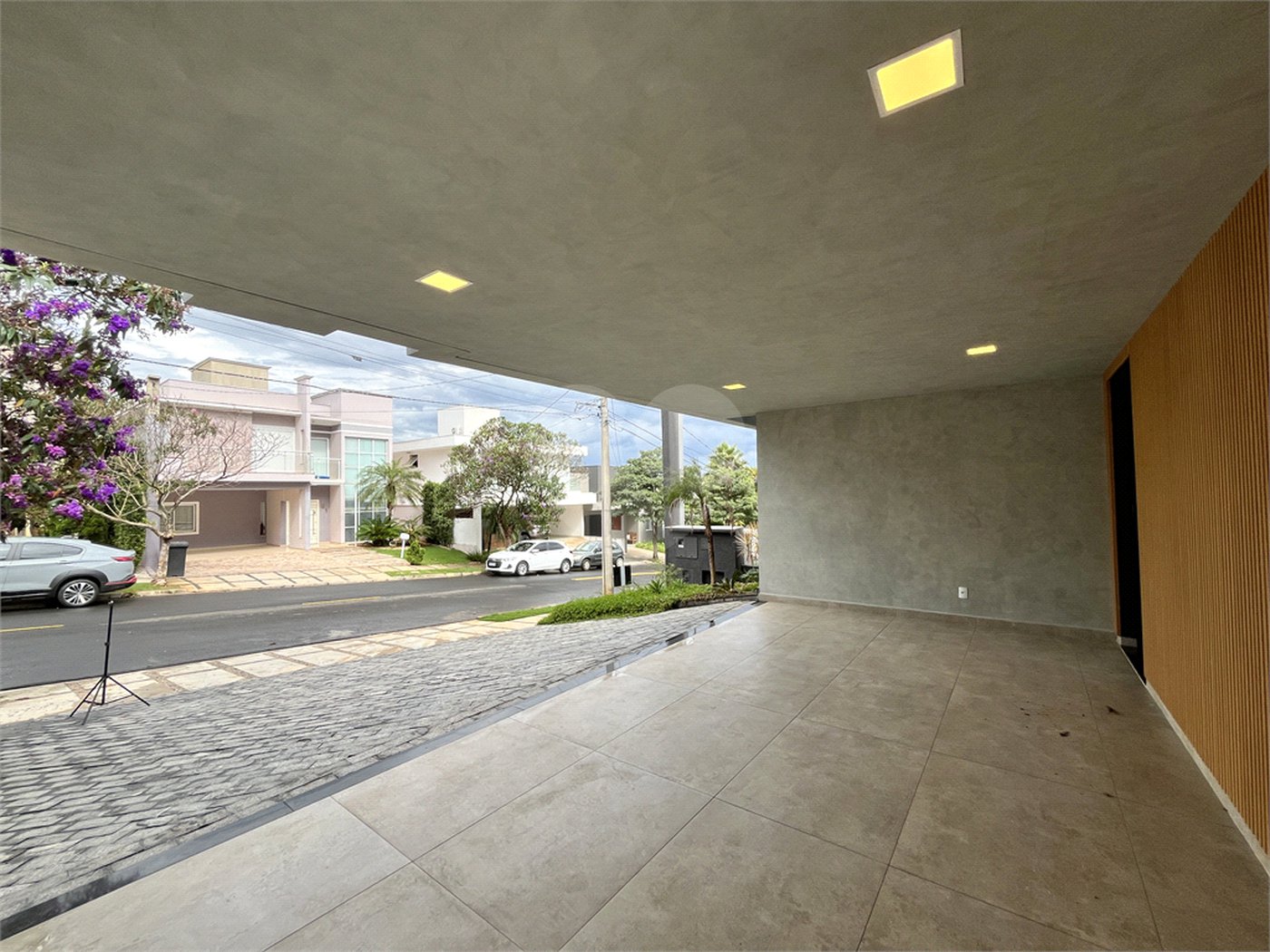 Casa à venda com 4 suítes no condomínio Mont Blanc, Sorocaba - SP