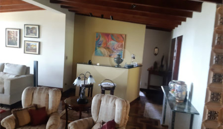 Casa à venda com 3 quartos, sendo 1 suíte,  no condomínio Jardim da Monntanha Ii, Mairiporã - SP