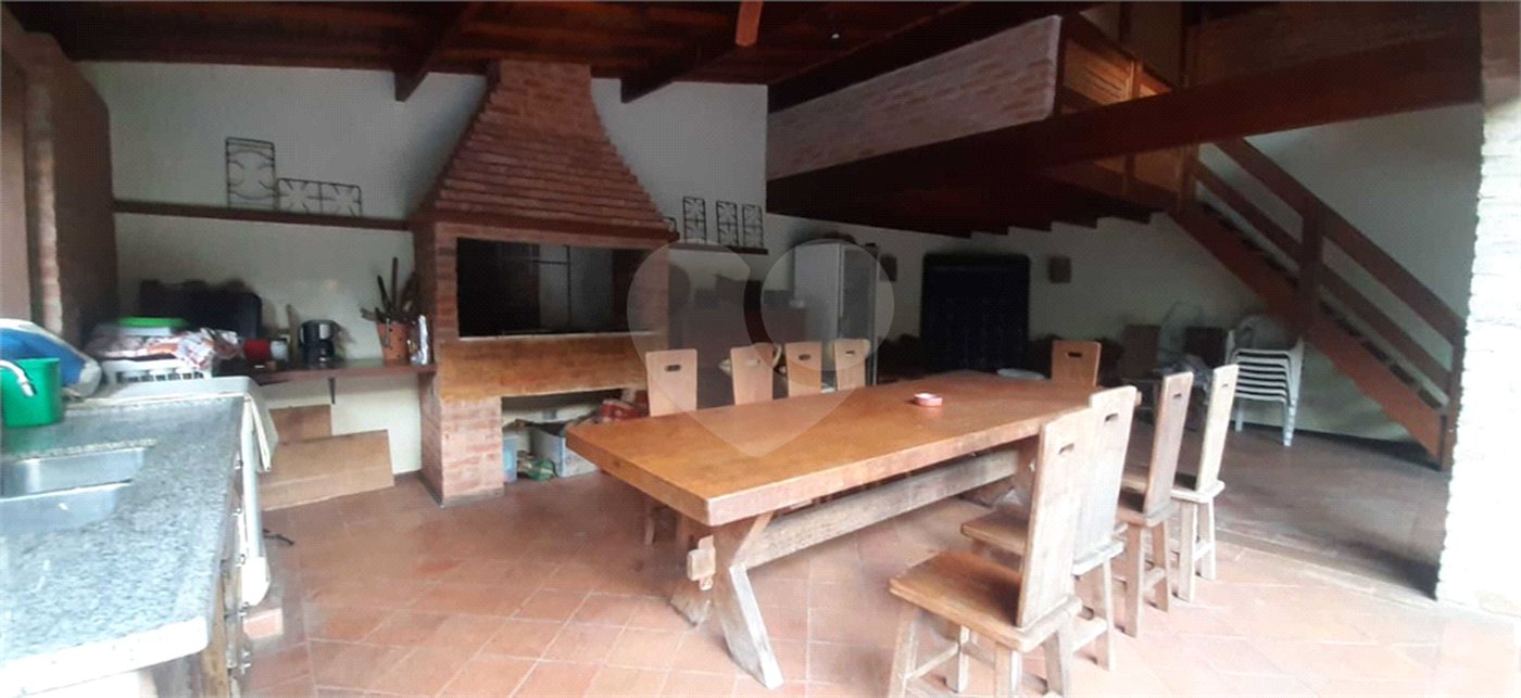 Casa à venda ou para alugar com 4 quartos, sendo 2 suítes, em Serra da Cantareira, Mairiporã, SP