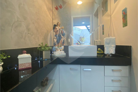 Casa à venda com 4 suítes no condomínio Okinawa, Paulínia - SP