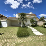 Casa à venda com 5 quartos, sendo 3 suítes,  no condomínio Village Saint Charbel, Araçoiaba da Serra - SP