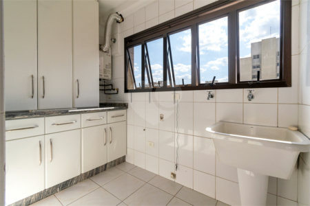 Apartamento à venda com 4 quartos, sendo 1 suíte, em Saúde, São Paulo, SP