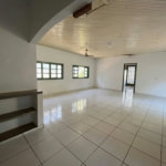 Casa à venda com 3 quartos, sendo 1 suíte, em Jardim das Oliveiras, Três Lagoas, MS