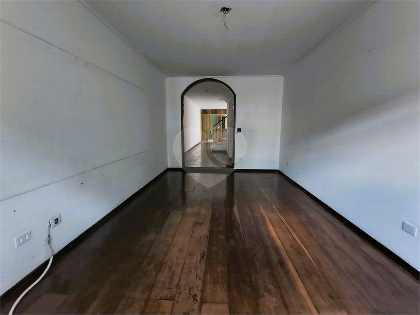 Sobrado à venda com 3 quartos, sendo 1 suíte,  em Jardim Esmeralda, São Paulo, SP