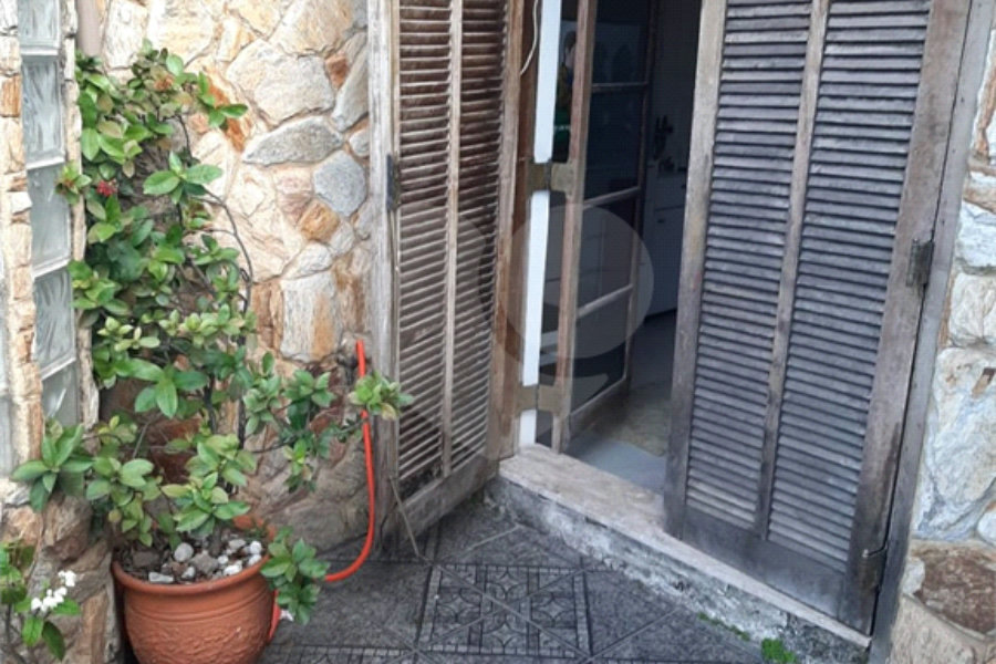 Sobrado à venda com 3 quartos, sendo 2 suítes,  em Vila Gustavo, São Paulo, SP