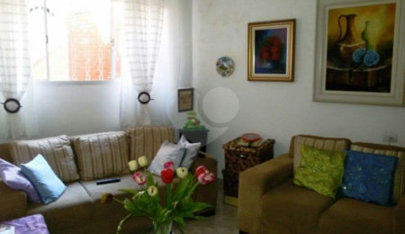 Sobrado à venda com 2 quartos em Tremembé, São Paulo, SP