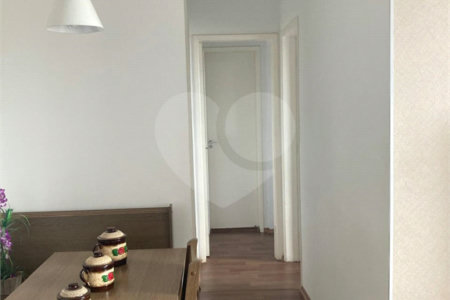 Apartamento à venda com 2 quartos, sendo 1 suíte,  em Jardim Flor da Montanha, Guarulhos, SP