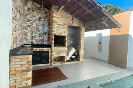 Casa com 2 dormitórios à venda, 81 m² por R$ 540.000,00 - Mirim - Praia Grande/SP