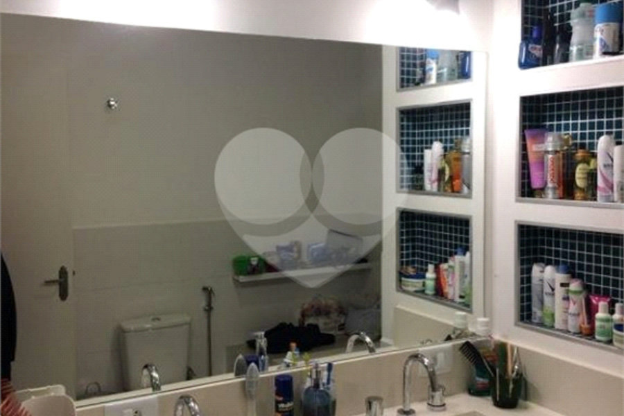 Apartamento à venda com 4 quartos, sendo 2 suítes, em Consolação, São Paulo, SP