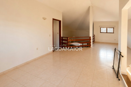 Casa para alugar com 3 quartos, sendo 2 suítes, em Jardim Alvorada, Três Lagoas, MS