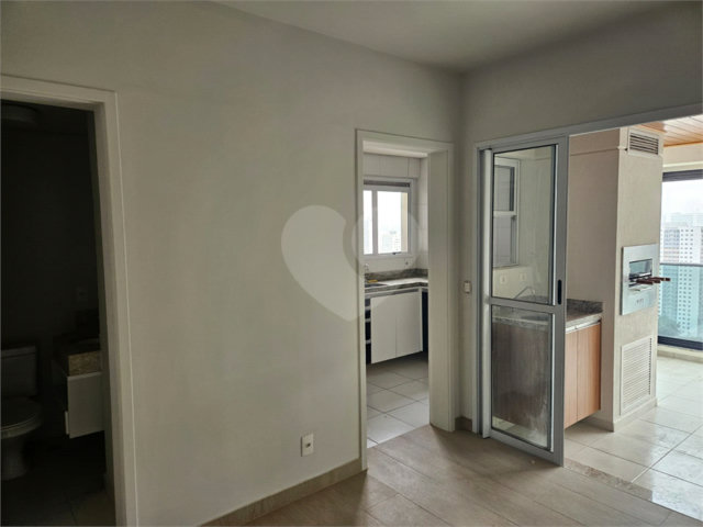 Apartamento para alugar com 2 quartos, sendo 1 suíte,  em Chácara Santo Antônio, São Paulo, SP