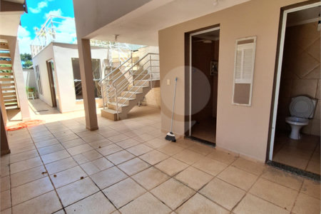 Casa à venda com 3 suítes no condomínio Bosque de Grevilea, Vinhedo - SP