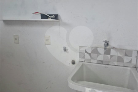 Casa de Vila à venda com 4 quartos, sendo 3 suítes, em Chácara Santo Antônio, São Paulo, SP