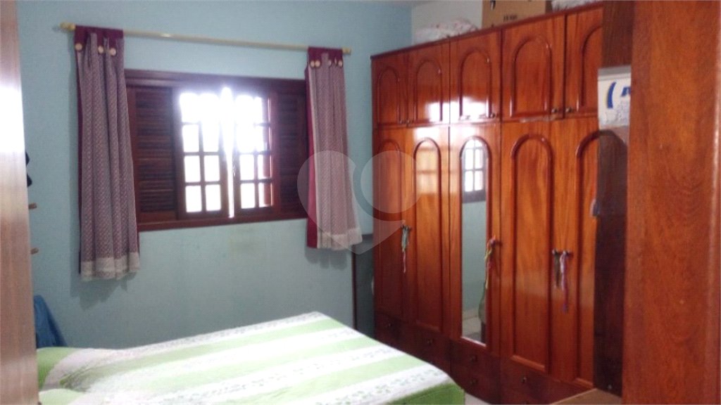 Casa à venda com 3 quartos em Colina dos Pinheiros, Valinhos, SP