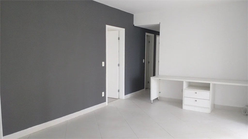 Apartamento à venda com 3 quartos, sendo 1 suíte, em Vila Suzana, São Paulo, SP