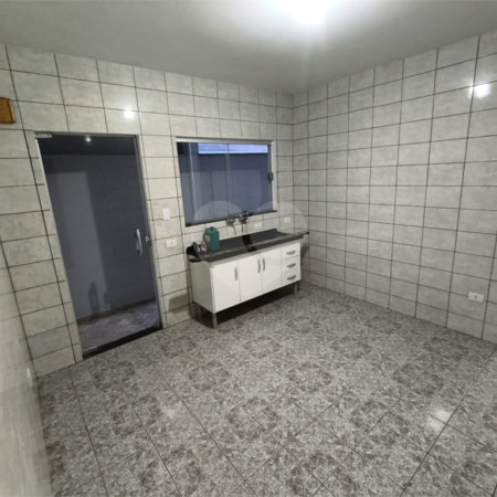 Casa à venda com 7 quartos, sendo 2 suítes,  no Centro, Itapetininga, SP
