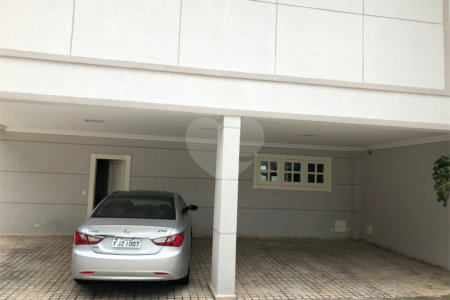 Casa em condomínio à venda com 4 quartos, sendo 6 suítes, em Fazenda Morumbi, São Paulo, SP