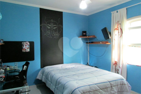 Casa à venda com 3 suítes em Jardim Regina, São Paulo, SP