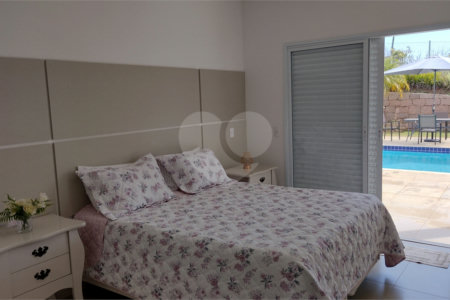 Casa à venda com 4 suítes no condomínio Horizonte Azul II, Itupeva - SP